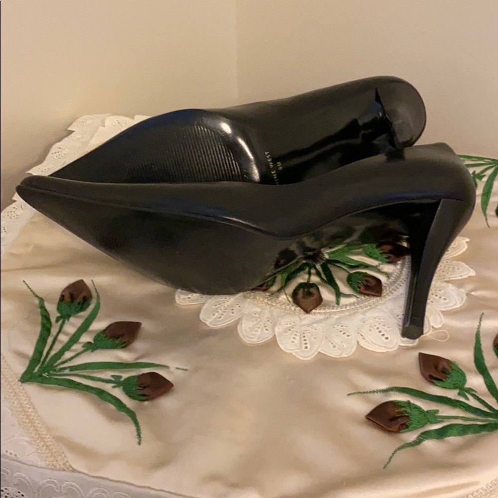 Pumps - Picture 4 of 4